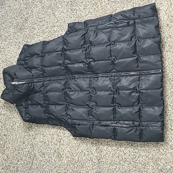Glaciers Edge Quilted Vest - Picture 1 of 7